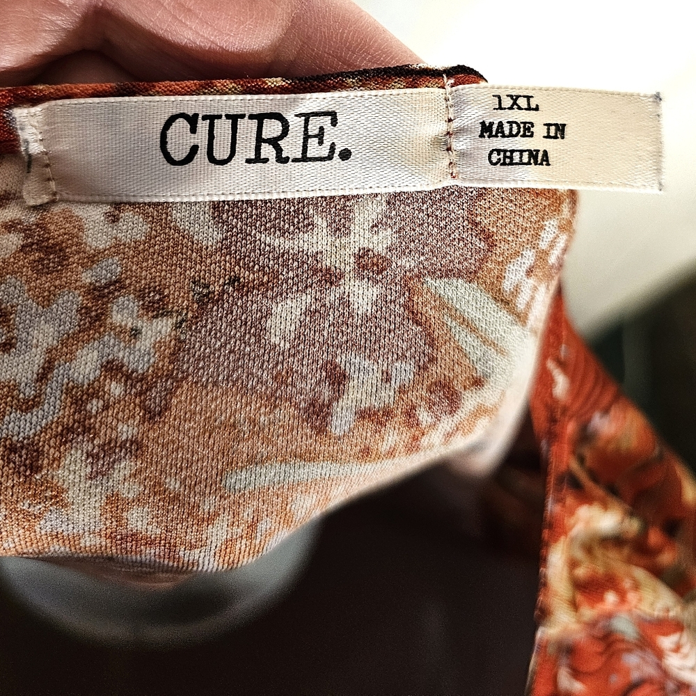 3/$20 Cure 1XL Fall button Roll Sleeve Top - Picture 2 of 7